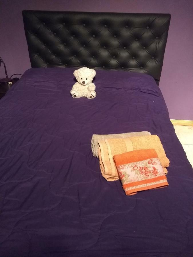 Karina'S House Bed and Breakfast Ezeiza Esterno foto