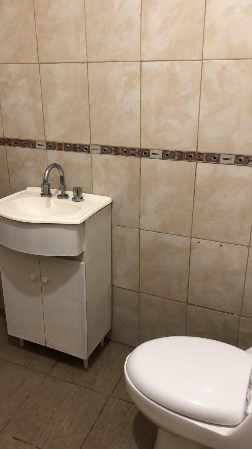 Karina'S House Bed and Breakfast Ezeiza Esterno foto