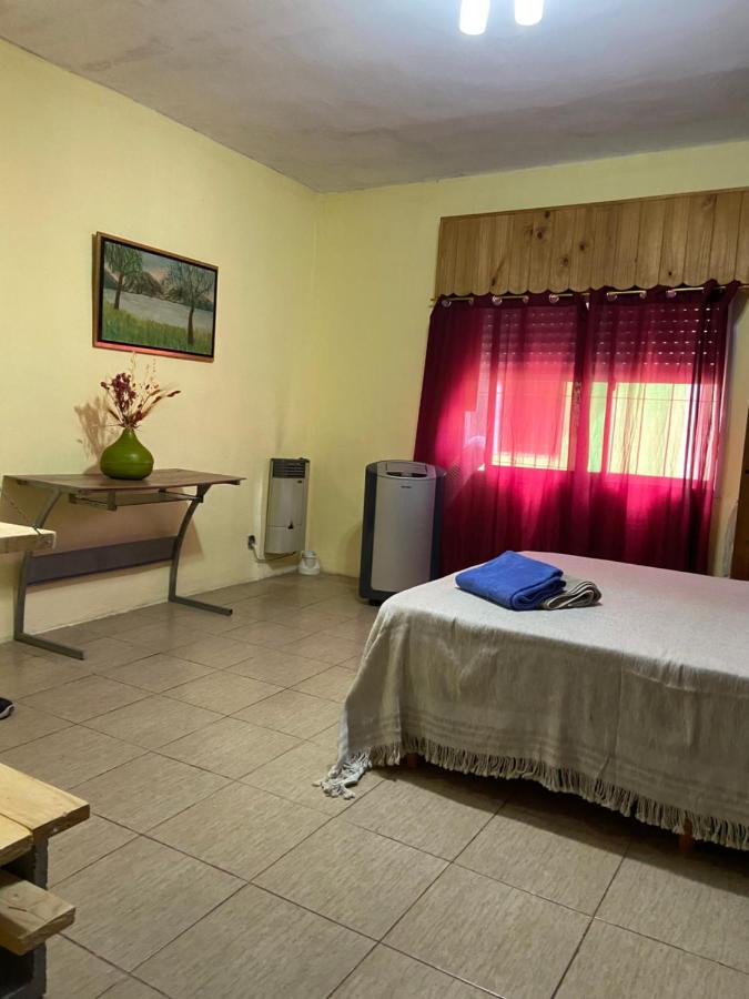 Karina'S House Bed and Breakfast Ezeiza Esterno foto